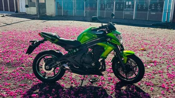 KAWASAKI ER-6N 